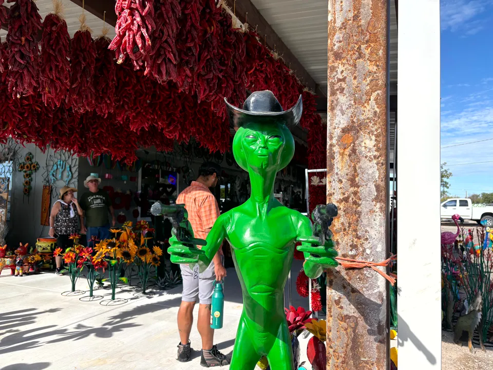 Photograph of Alien at Hatch, New Mexico.