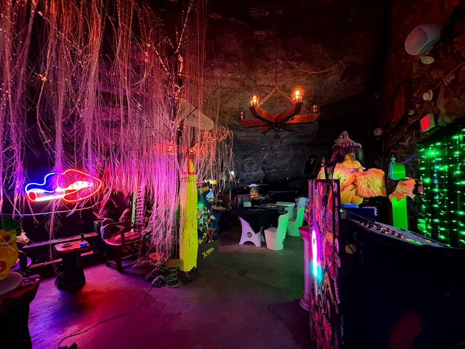 Weed World at Fox Cave