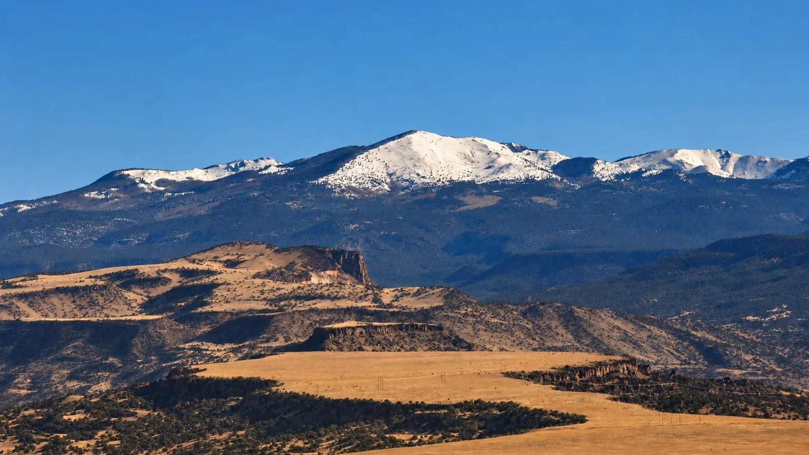 Scenic view of Mount Taylor