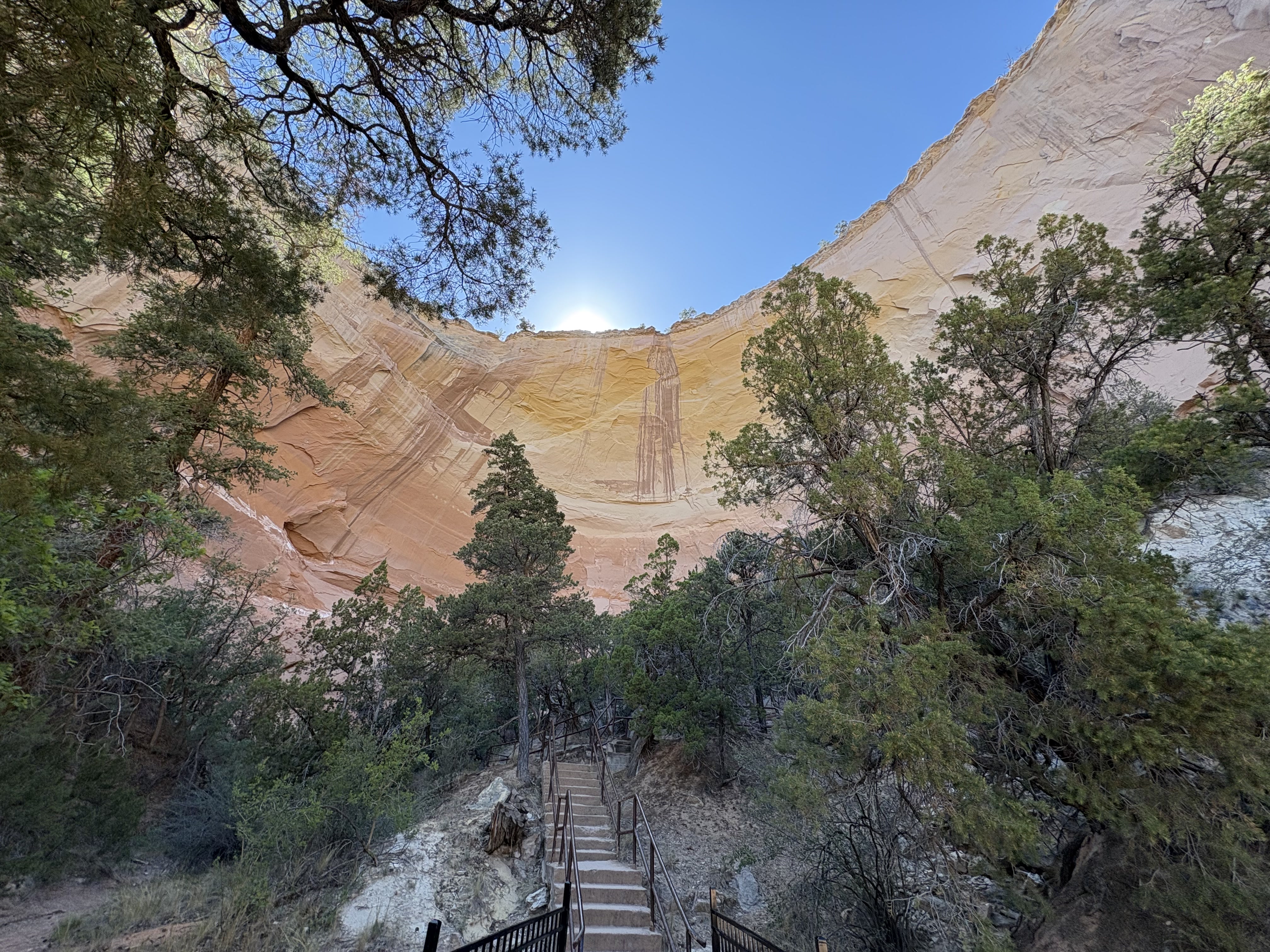 Scenic view of Echo Amphitheater