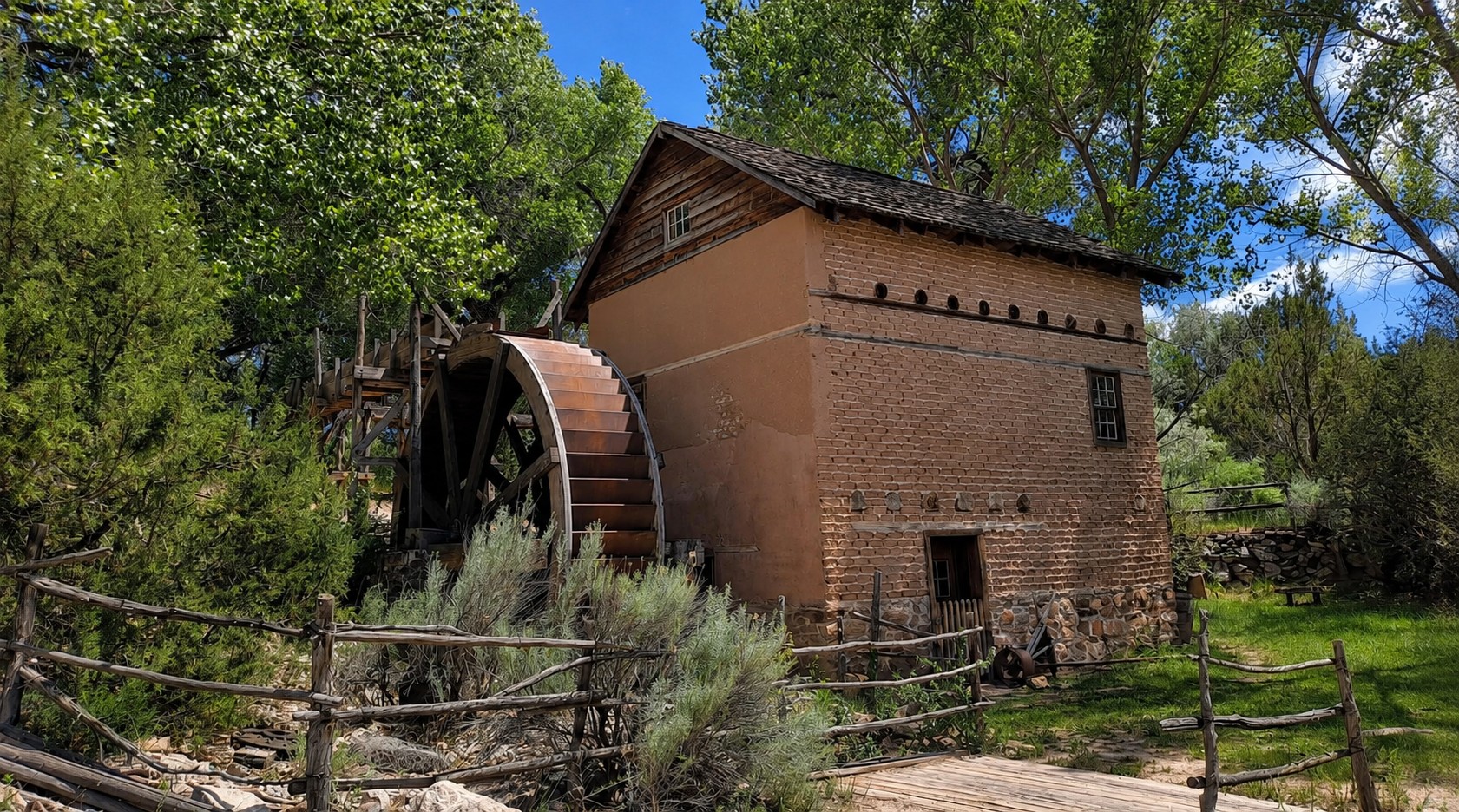 Scenic view of El Rancho de las Golondrinas