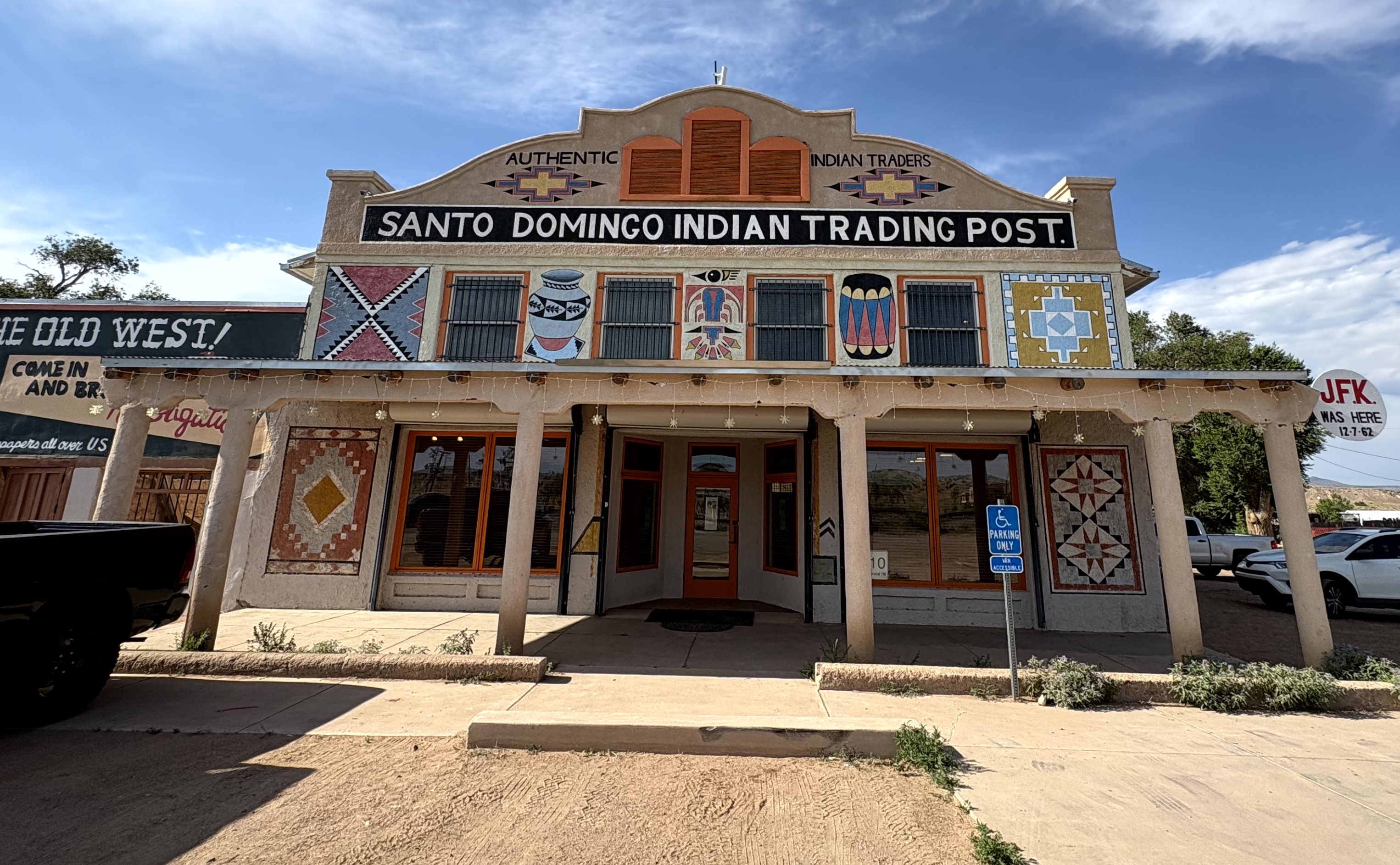Santo Domingo Trading Post at Kewa Pueblo