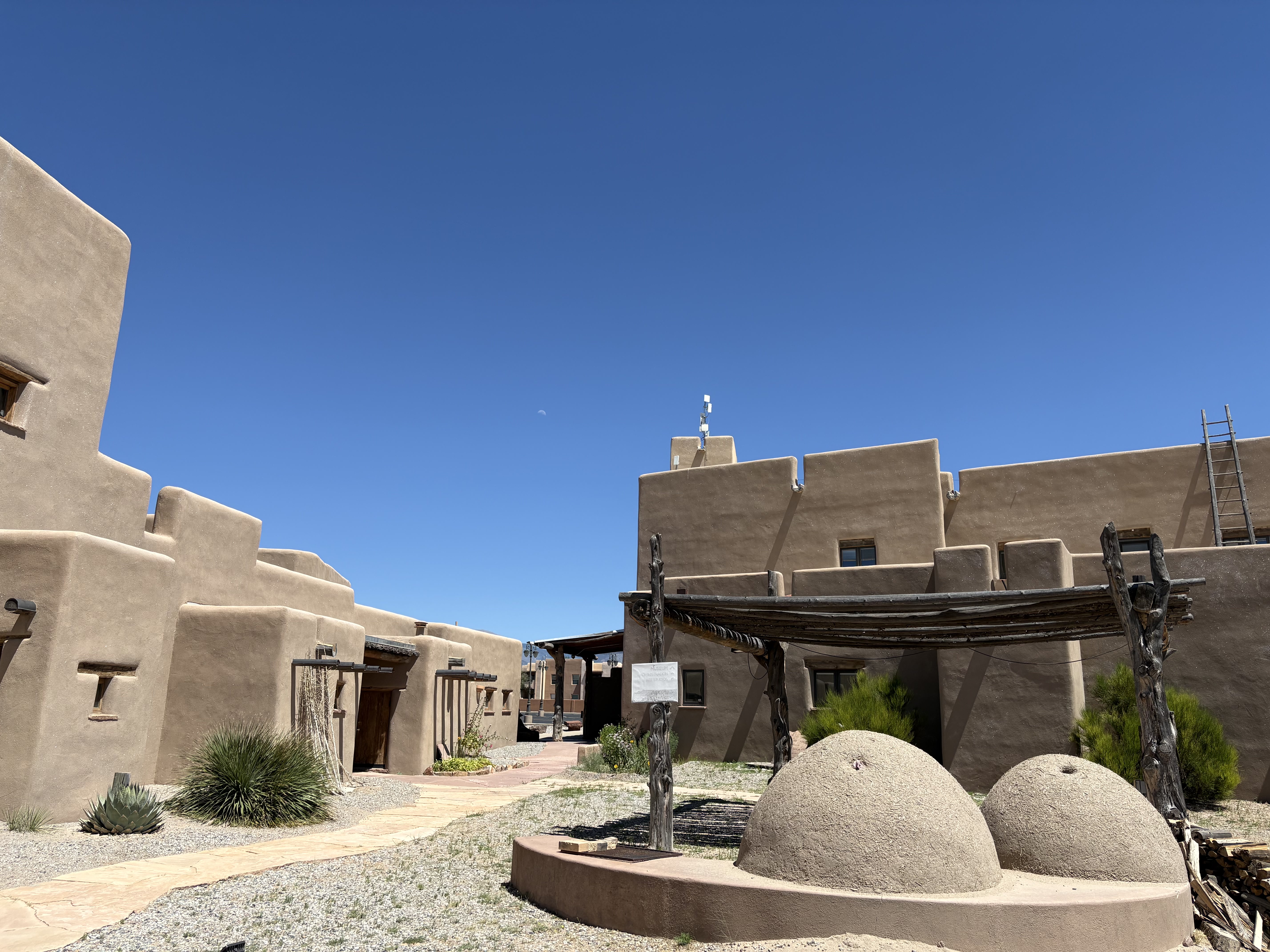 Poeh Cultural Center