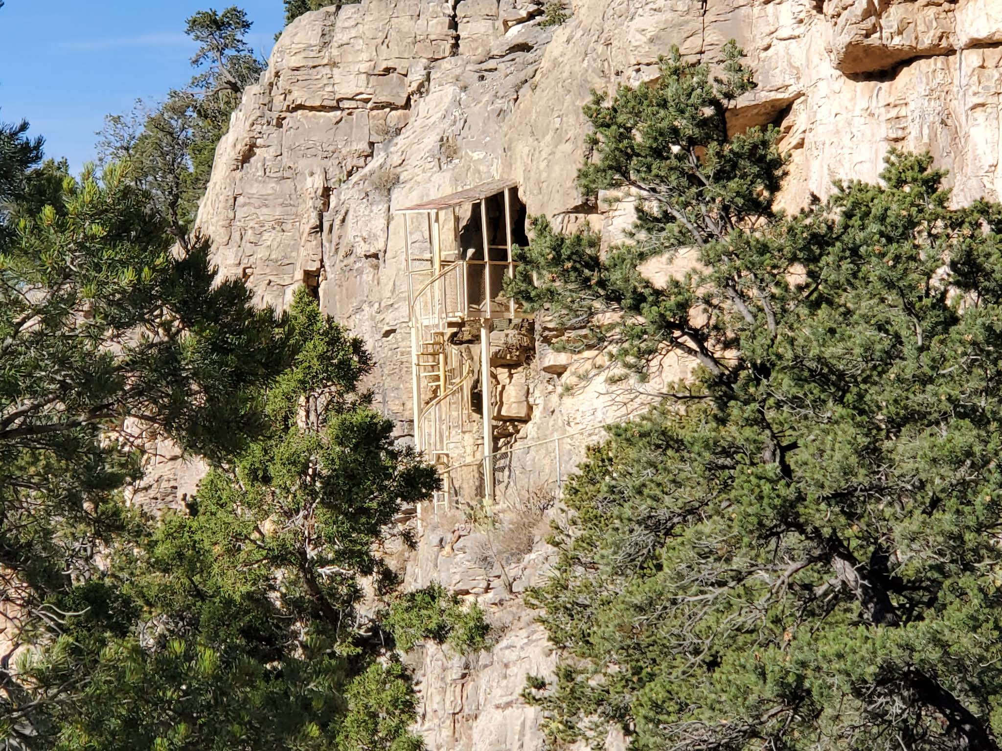 Scenic view of Sandia Man Cave